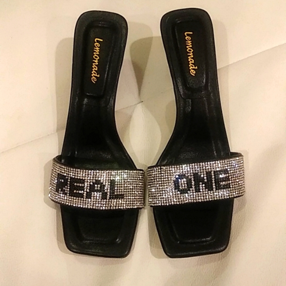 Lady heels